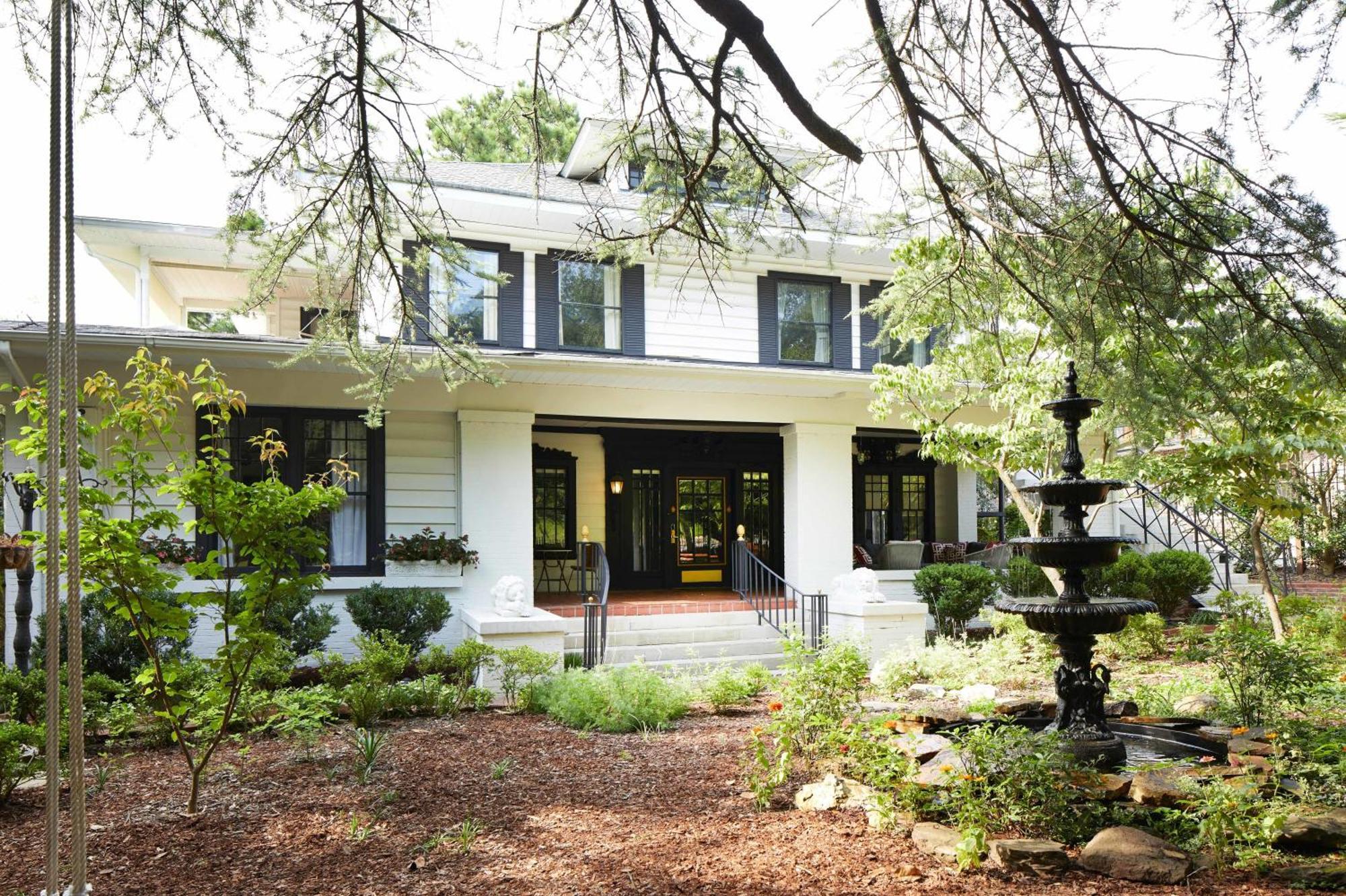 Eden Brae: Historic Southern Gothic Mansion Birmingham Exterior photo